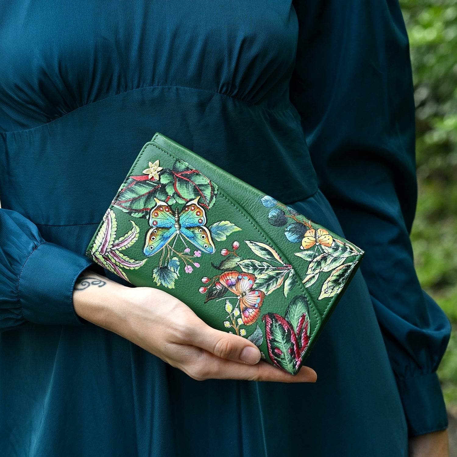 Accordion Flap Wallet - 1174 - Anuschka (IN)
