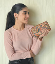 Heritage Leather Crossbody Organizer - 1932