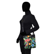 Medium Crossbody - 8495