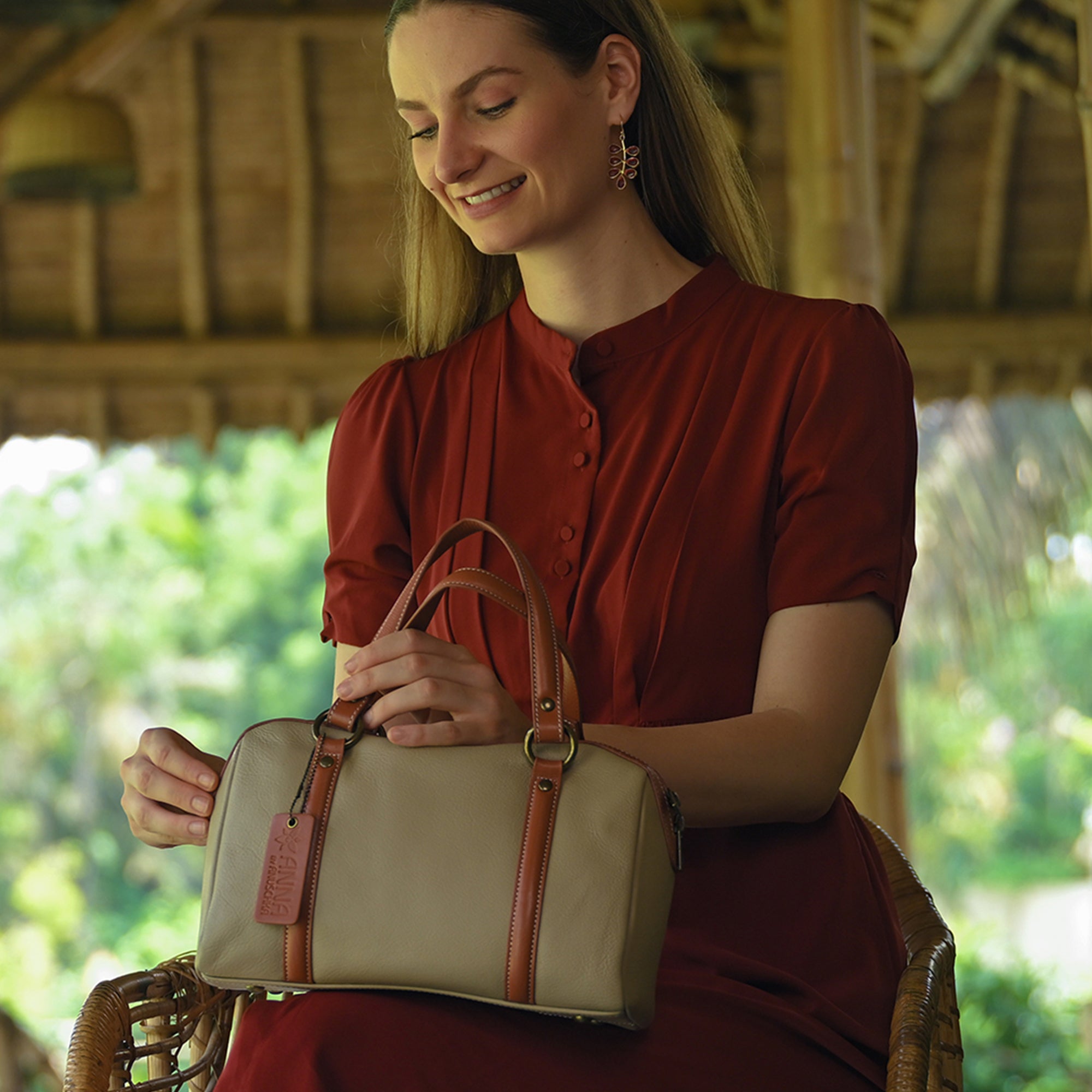 Heritage Leather Large Convertible Satchel - 8535