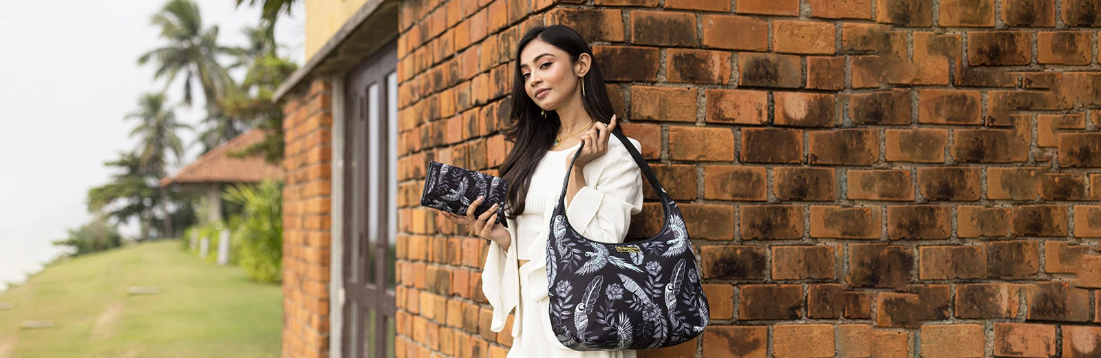 Last Chance – Exclusive Anuschka Styles at Special Prices