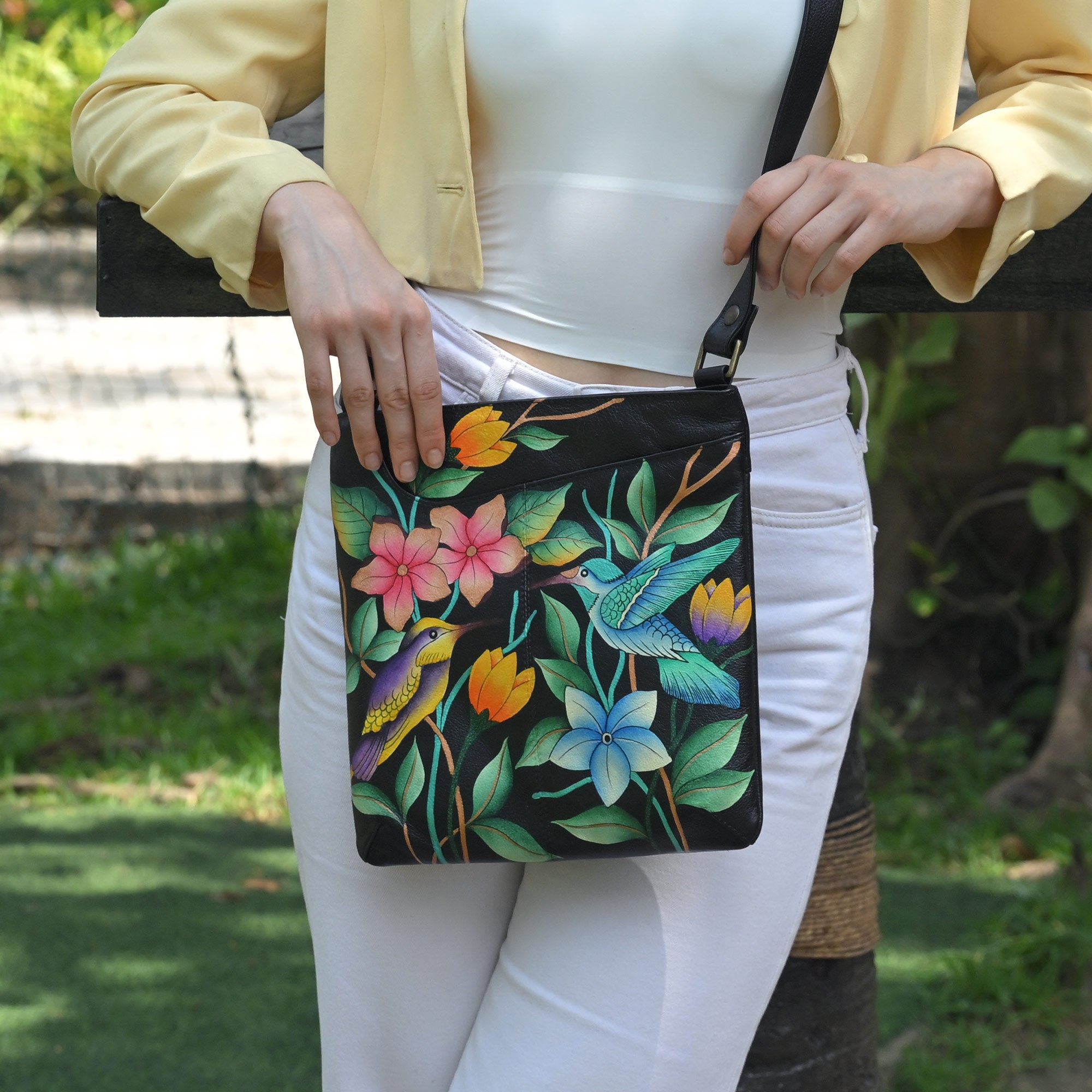 Medium Crossbody - 8495