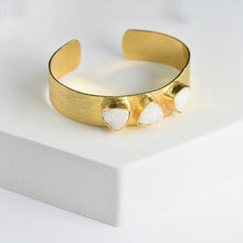 Load image into Gallery viewer, Triangle Druzy Bracelet from Vanya Lara with rough-cut crystal accents.
